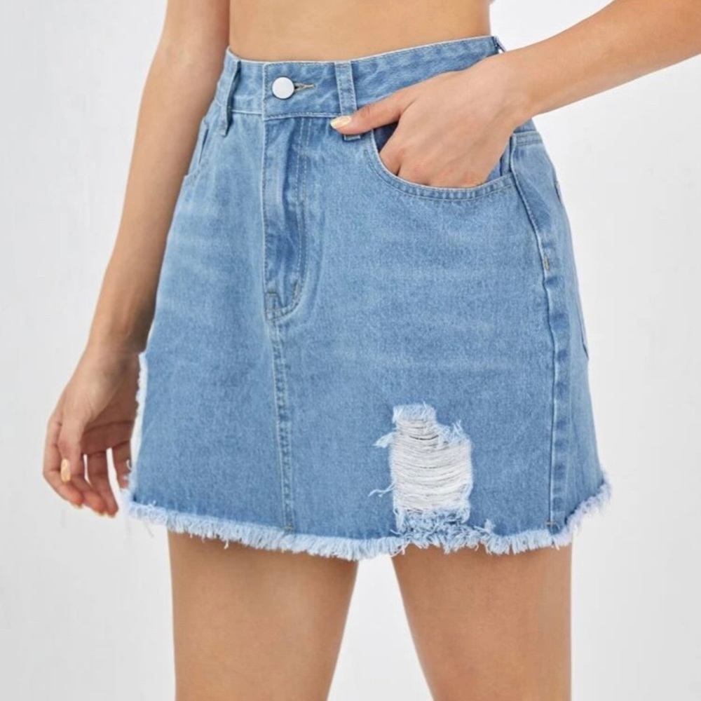 Distressed Denim Skirt Brand New Size Large !NOT USED ITS BRAND NEW Size 8/10 - Picture 2 of 12